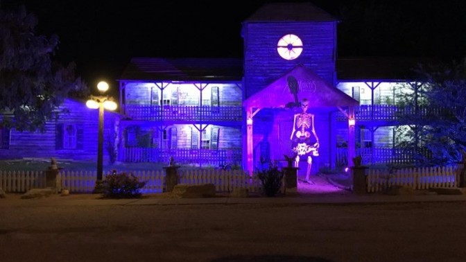 Do you like haunted houses/haunted trails?