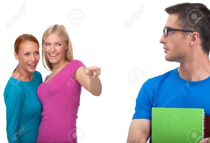 Why do so many girls hate it when a single guy tries to find a girl to be with?