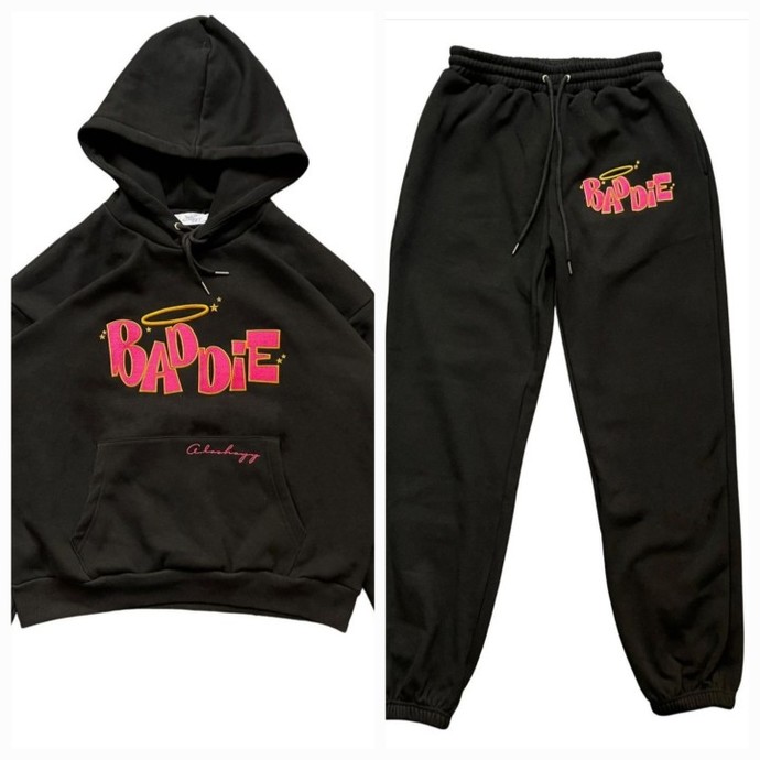 What’s your opinion on this outfit?