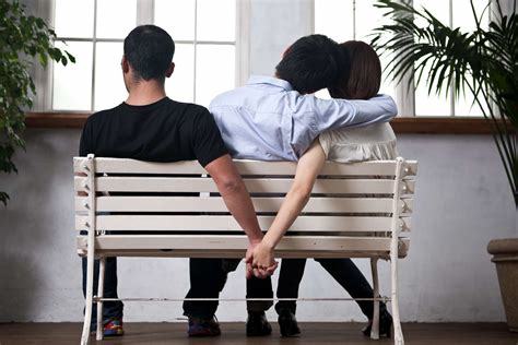 Does marriage increase the risk of being cheated on?
