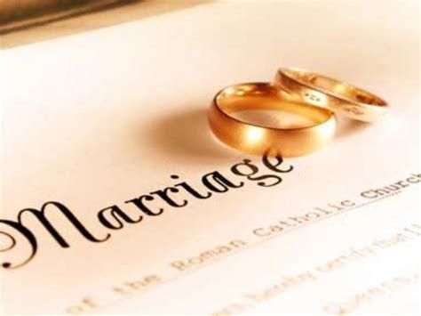Girls, What is this womens logic about marriage?