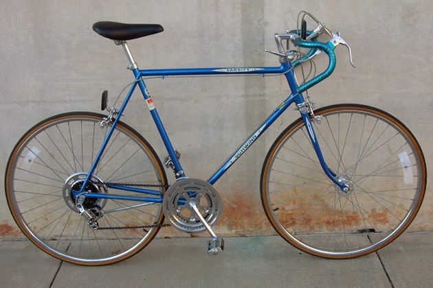 Schwinn Varsity, identical to my 1982 model, down to the color