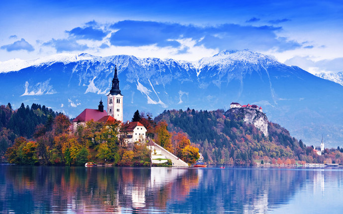 Which countries are the most safest yet still beautiful for a girl to visit alone?