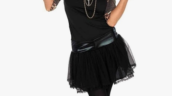 Would you say this is an 80s look for an 80s party?