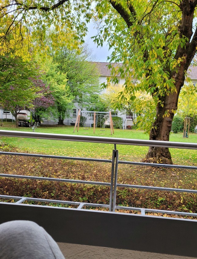 Do you like to sit outside or like on your balcony? Would you say youre close to nature?
