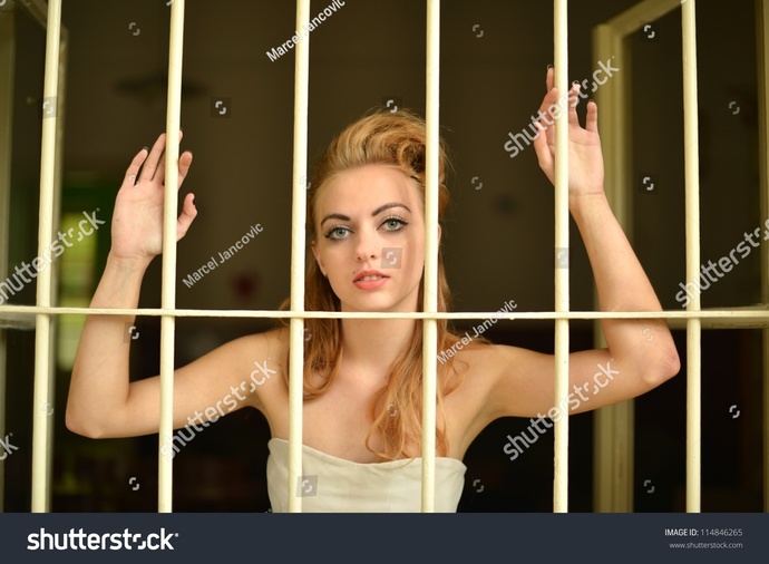 Should there be laws/rights to protect unattractive women?