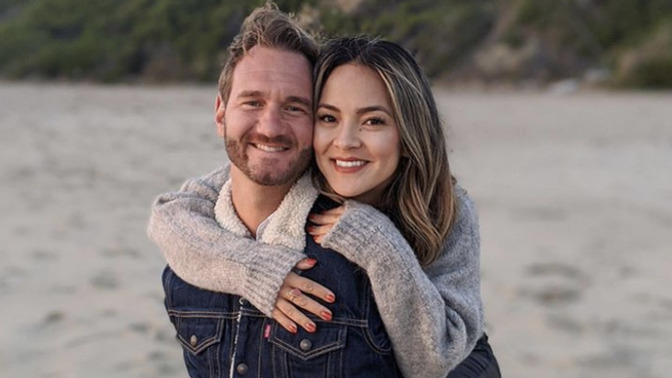 Guys, do you think there are women out there who would be with a man SOLELY based on personality and morals? If so, how many women would choose him?