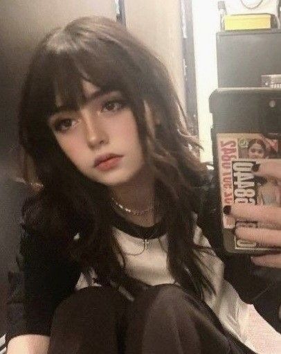 Should I get this hairstyle or keep my hair the way it is?