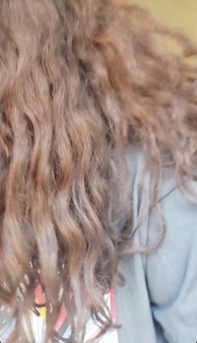 Should I straighten my hair please advise?