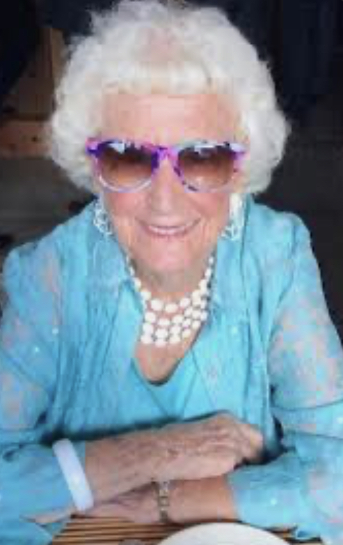 Does your grandma know English?