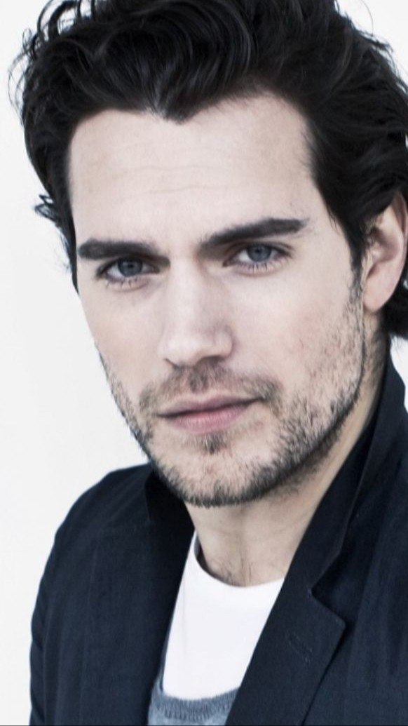 What is your favourite picture of Henry Cavill and why?