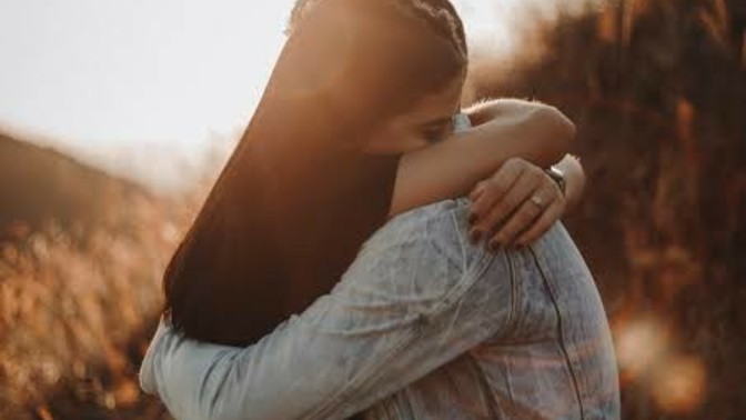 Are you a hugger or a non-hugger?