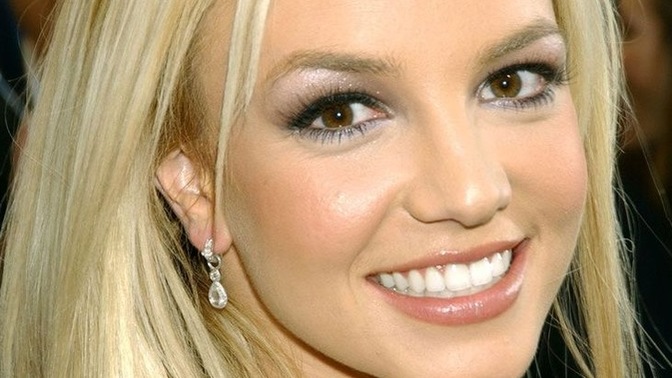 Is Britney Spears pretty?