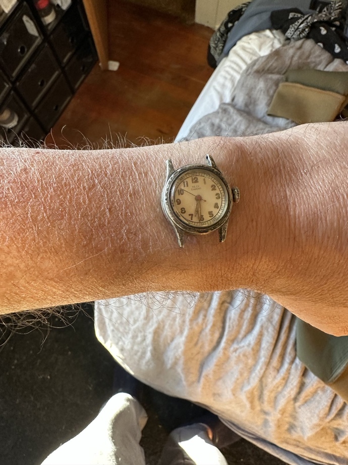 How do I style this watch?