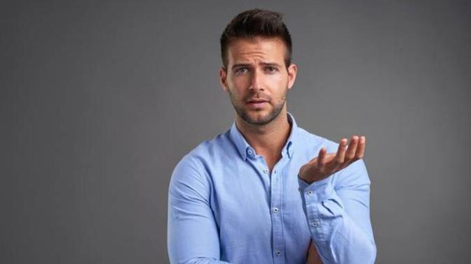 Why do men rarely get compliments from women?