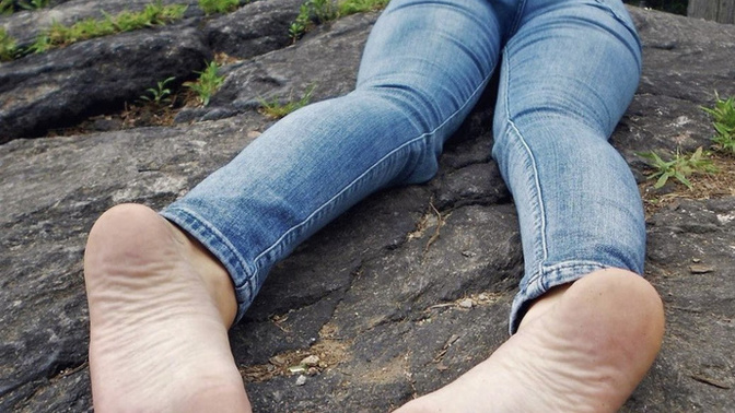 Is walking barefoot outside your home actually have health benefits?