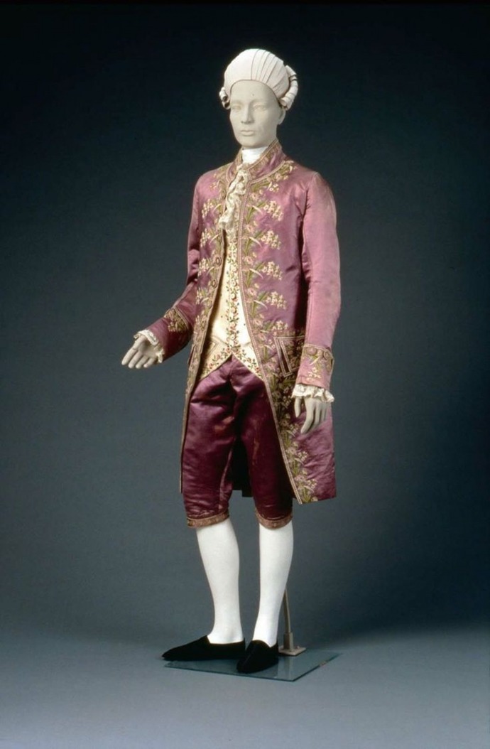 French Rococo era men's suit, yes! It's PINK (GASP)