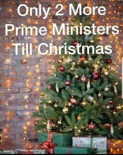 Why dont the British worship their leaders like Americans?