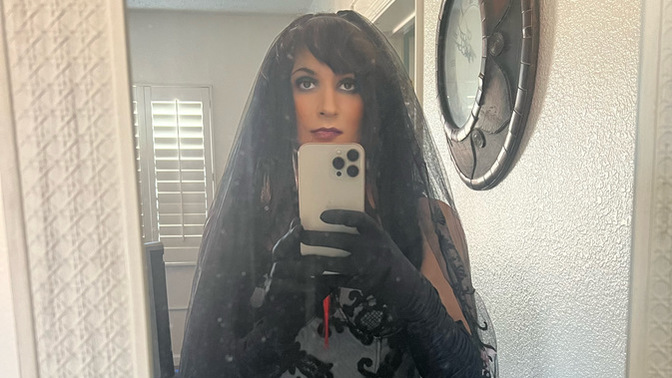 What do you think of getting married on Halloween vs traditional wedding?