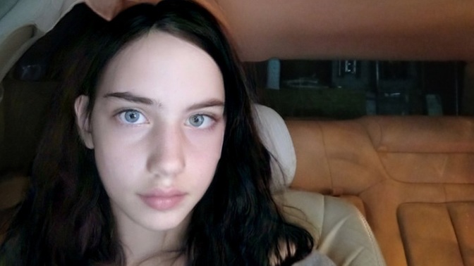 Im a straight guy I wear makeup and I dont own any male clothing how many girls are interested?