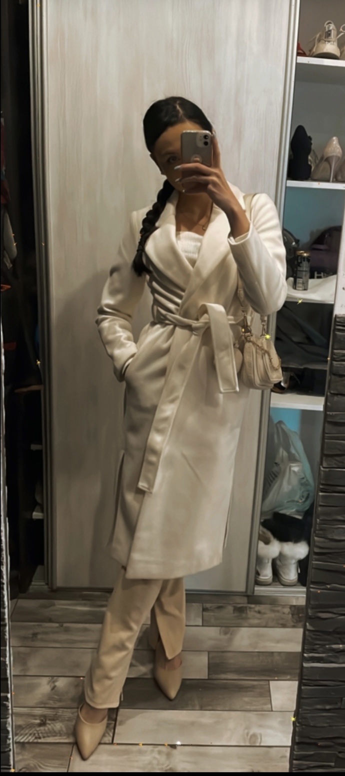 Which coat is prettier?