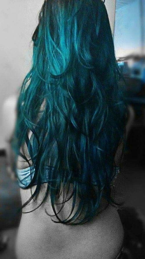 Which unnatural colour you like best on a woman?