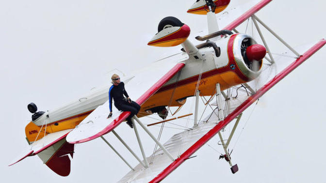 Thoughts on these photos of Wing Walkers, Would you go wing walking?