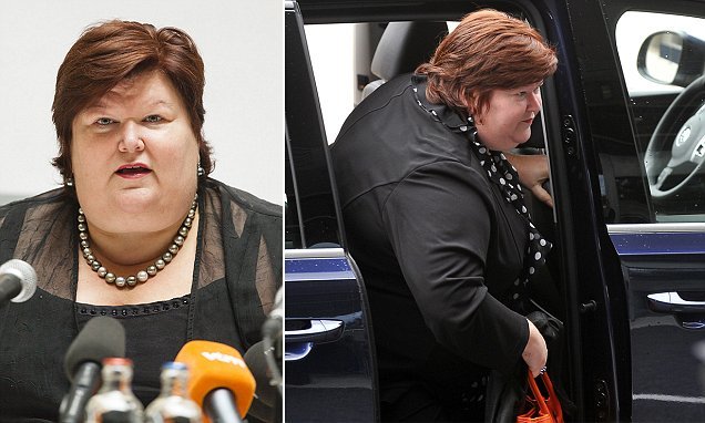 Which country has the prettiest minister of health?