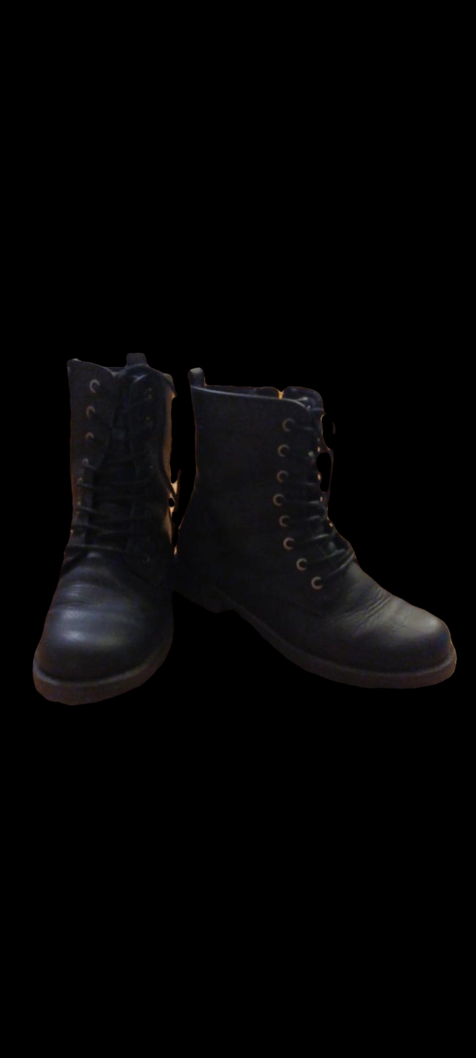 Which shoes to wear with this?