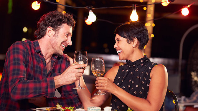 Girls, What are your expectations from a first date and from a guy?