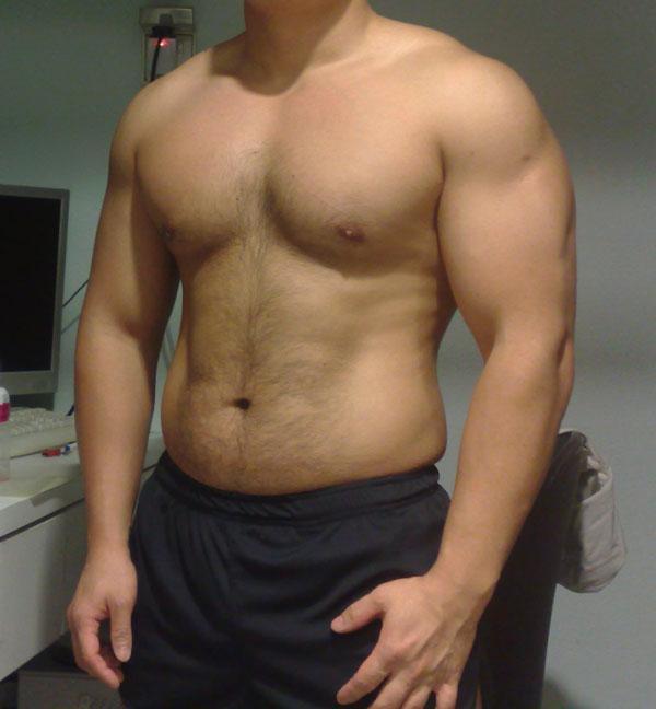 Girls, would it bother you if guys went outside half naked during the summer?