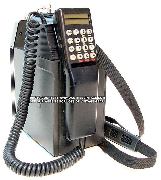A "bagless" bag phone (bags were optional with these)