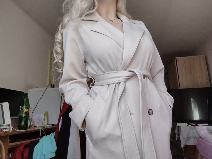 What do you think about this coat? Does it suit me or not?