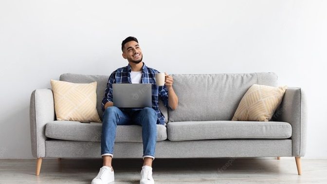 How would I know if my flatmate likes me but he's too shy to ask me out?