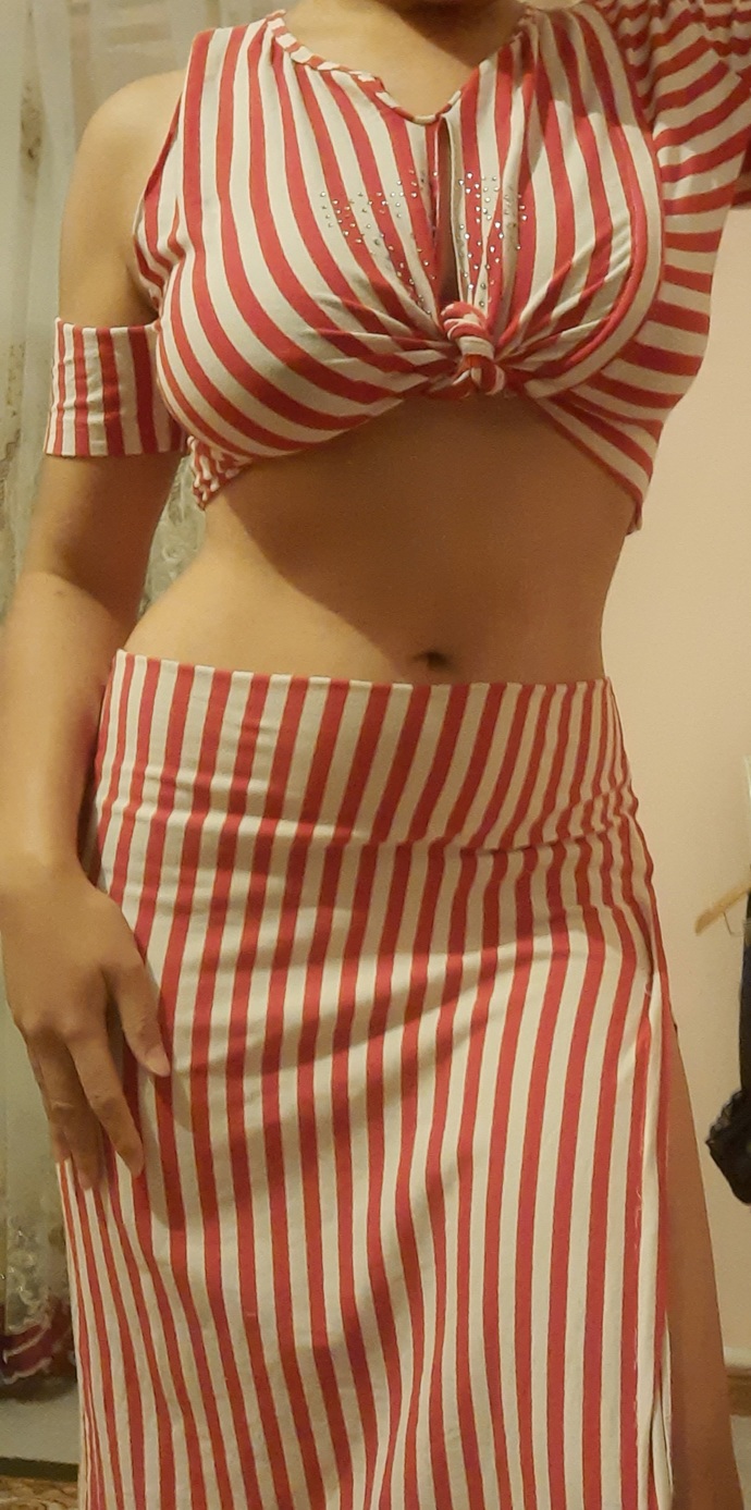 How do you like my outfit (handmade)?