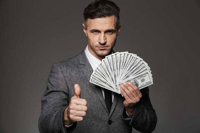 Most women in a recent poll said the man they marry must make at least 400k a year? Are they out of touch?