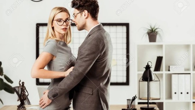 DATING:Are there women/men you wouldn't date due to their profession? And why?
