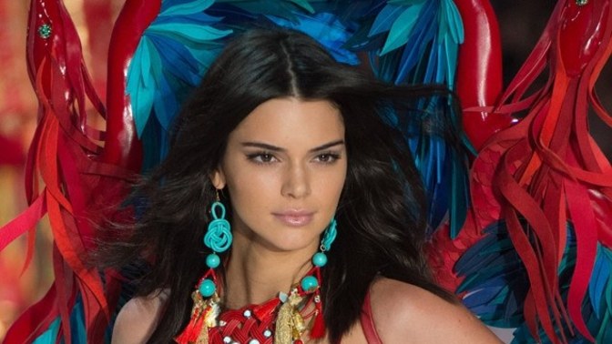 Pick the most beautiful supermodel?