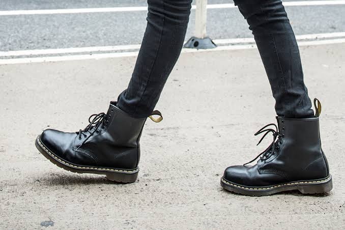 Guys wearing heels?