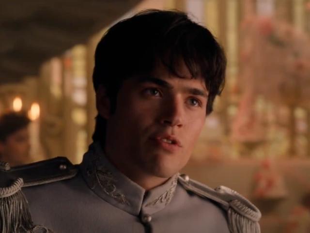 Do you think this actor is hot?