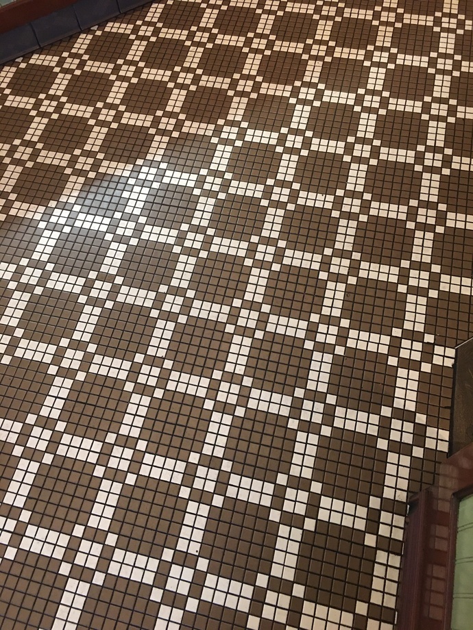Have you ever been at a business or residence and the pattern on the walls or floors are tripping you out?