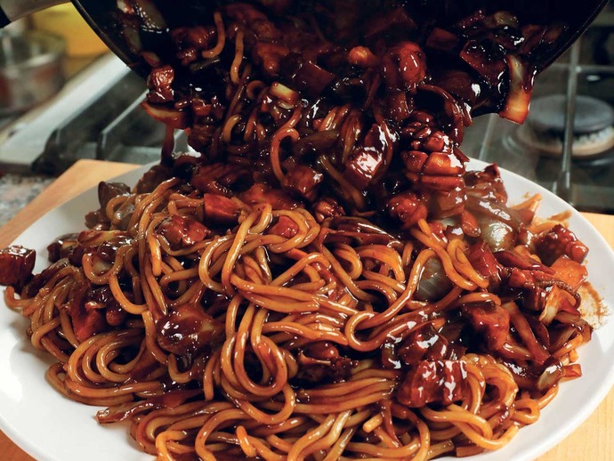 Would you eat Korean food if given the chance? If so, which dish do you think looks best?