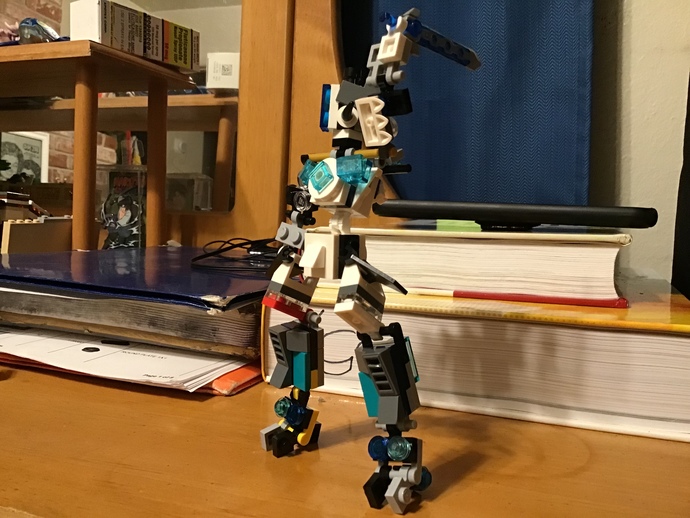 I made a new “Mech” (these ones are autonomous), do you like this one more than my previous one?