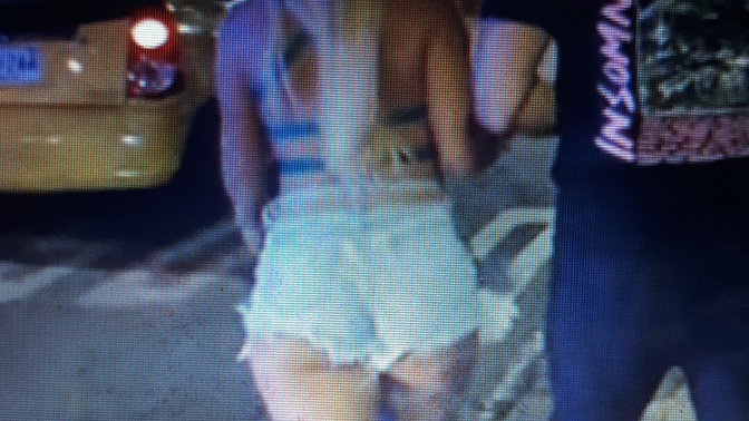 Why do some girls wear tiny shorts that expose their buttcheeks like this in the middle of the streets?