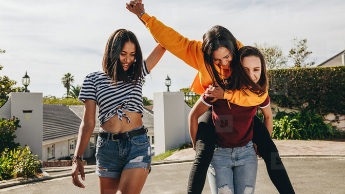 Have you ever had a friend who knows hardly anything about you?