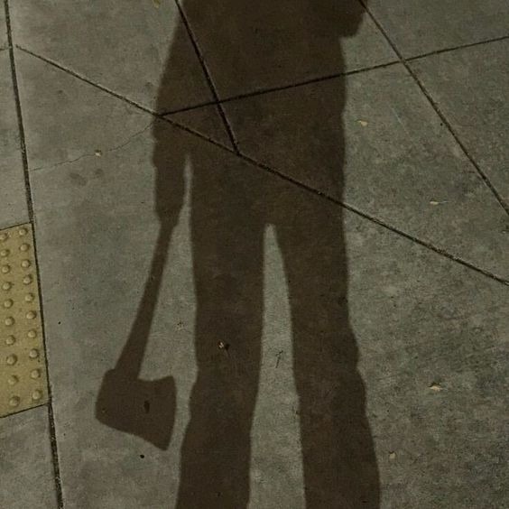 Would it be inappropriate to bring a axe to a date?