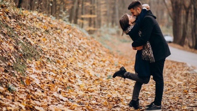 How much do you want to be in a romantic relationship?