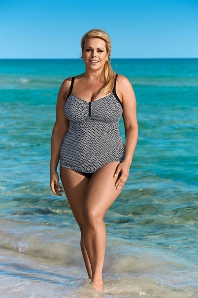 Are tall thin women or short thick women more attractive?