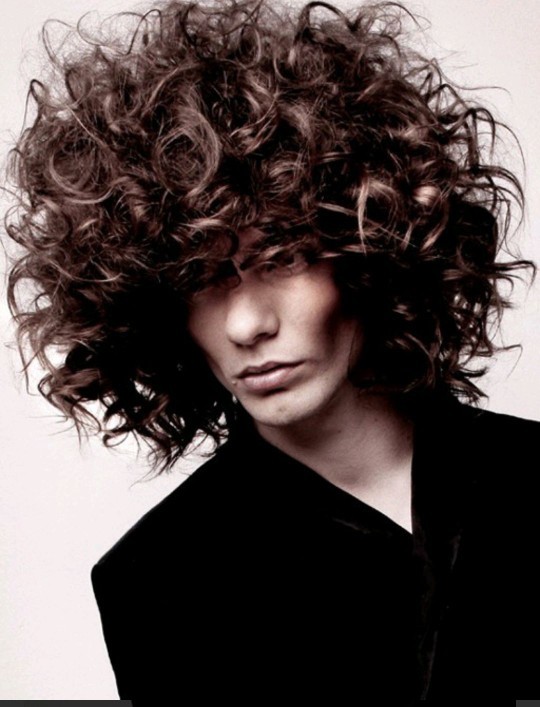 Ladies do you find this mans hairstyle attractive?