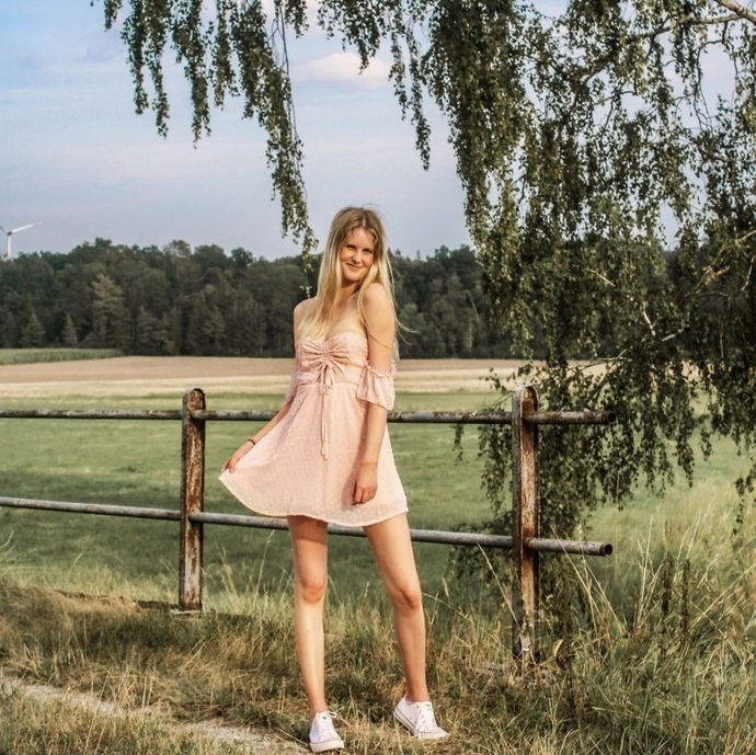 I just want to wear a pretty dress and get a tan